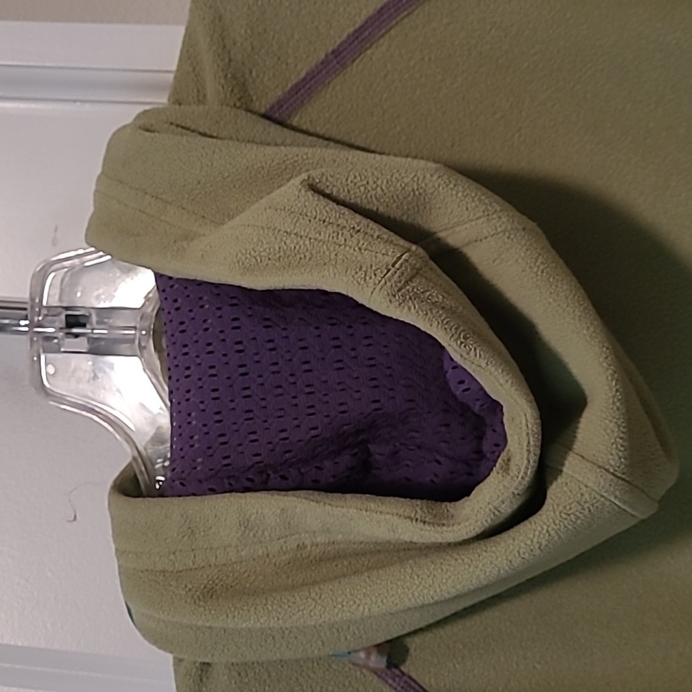 North Face Pullover - image 3